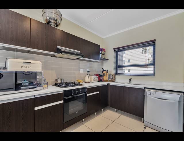 2 BEDROOM APARTMENT TO LET IN FOURWAYS